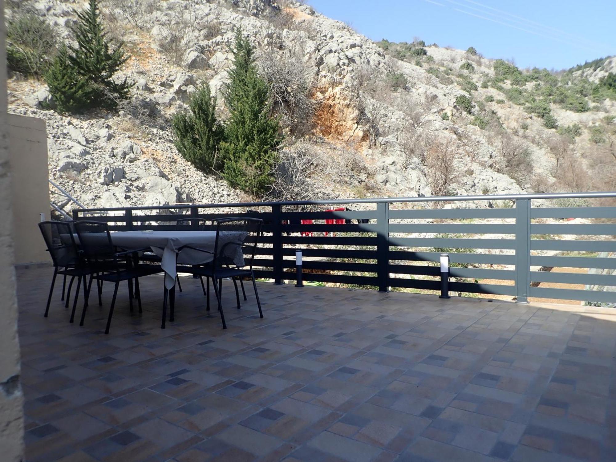 Apartmani Nil Barić Draga Rum bild